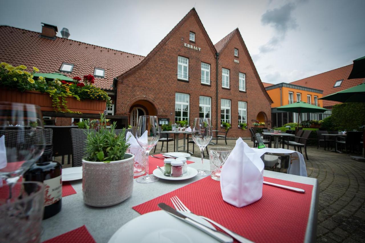 Hotel & Restaurant Alte Schule Siek Exteriör bild
